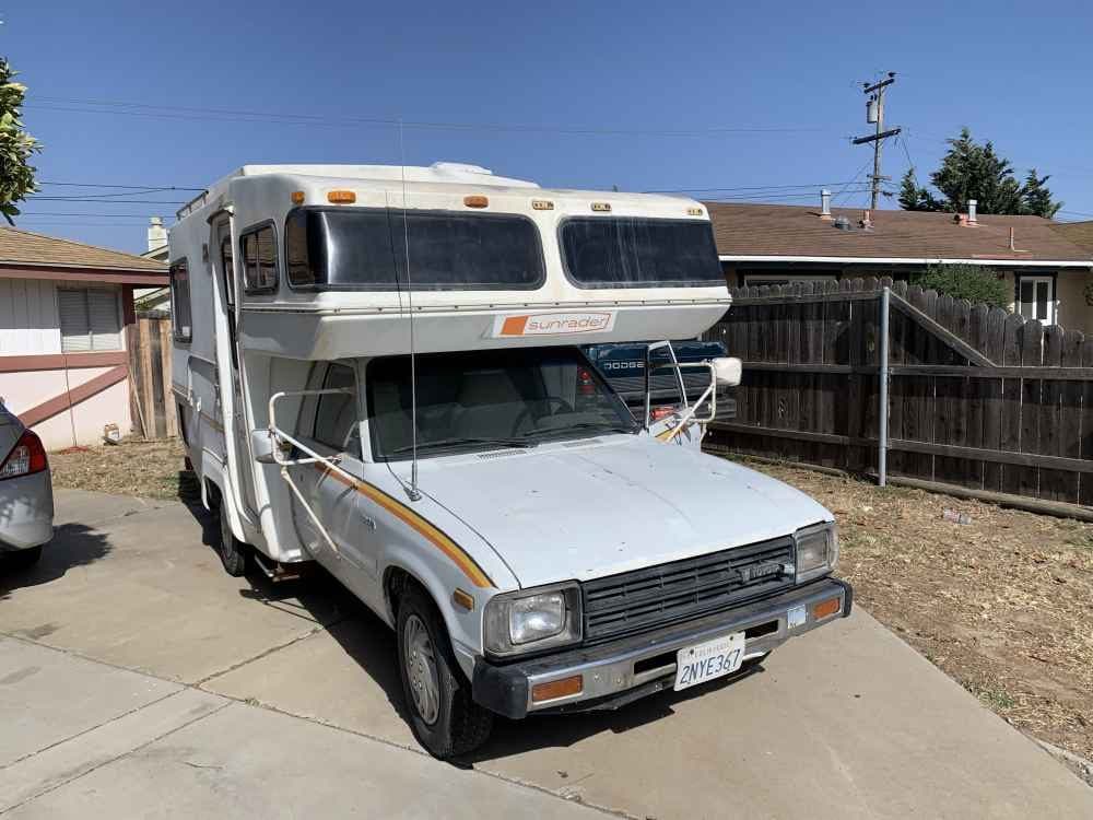 Rv-Motorhome-Camper - North America - Lucas Green