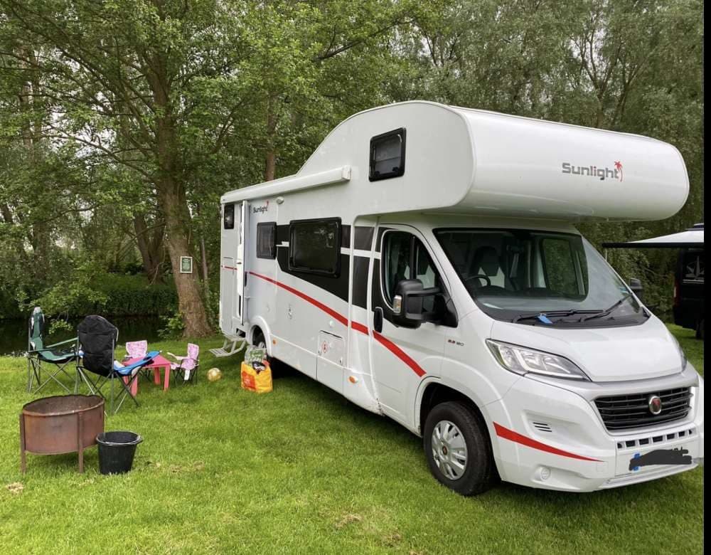 Motorhome-Camper - Europe - Nicola Howe