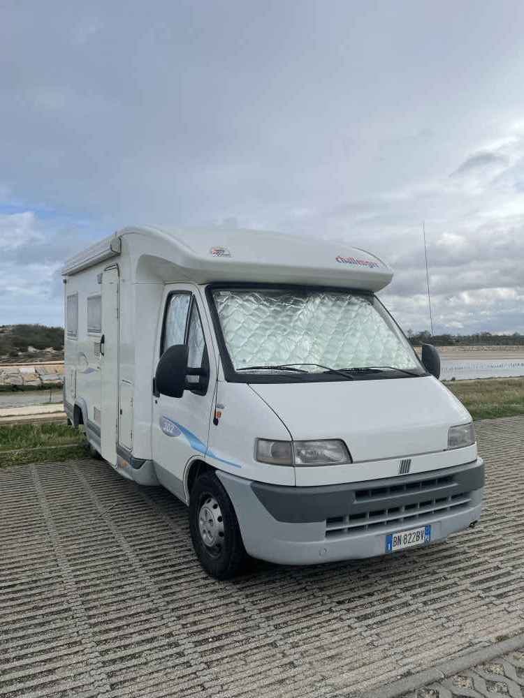 Rv-Motorhome-Camper - Europe - Emanuela T