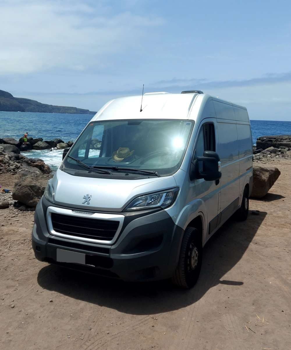 Motorhome-Camper - Europe - Miqueas Guillen