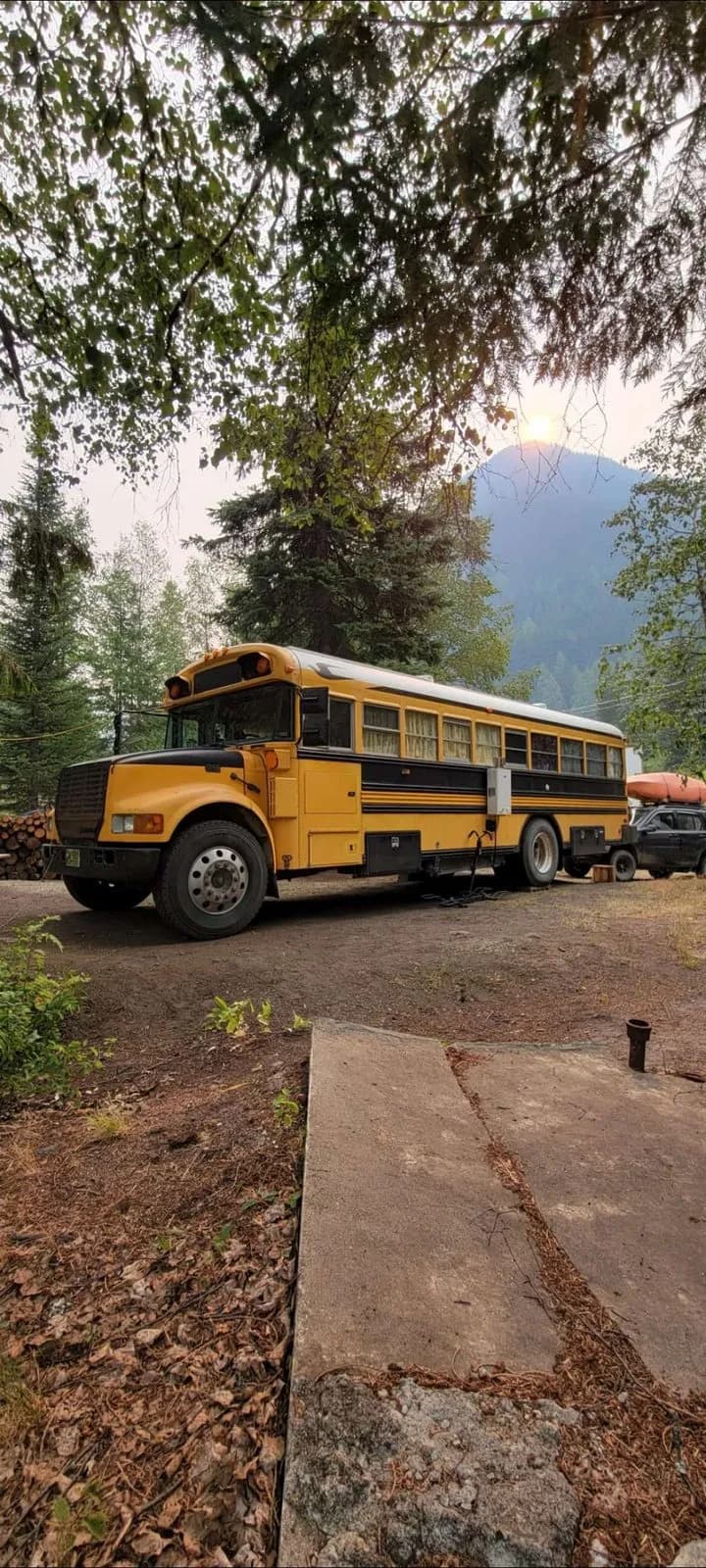 Rv-Motorhome-Camper - North America - Rob Newton