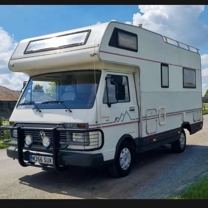 Motorhome-Camper - Europe - Colin Thomas