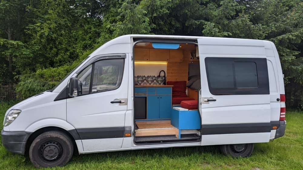 Motorhome-Camper - Europe - Ian Grabowski