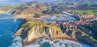 House looking for a Van - Europe - Nagore Osa Arzuaga
