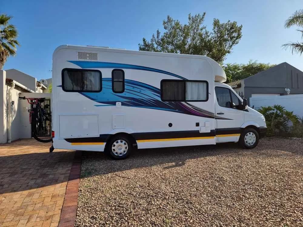 Rv-Motorhome-Camper - Africa - Hannes Oberholzer