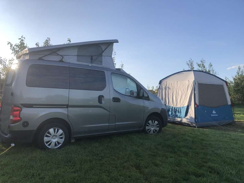 Motorhome-Camper - Europe - WENDY GRAYBURN