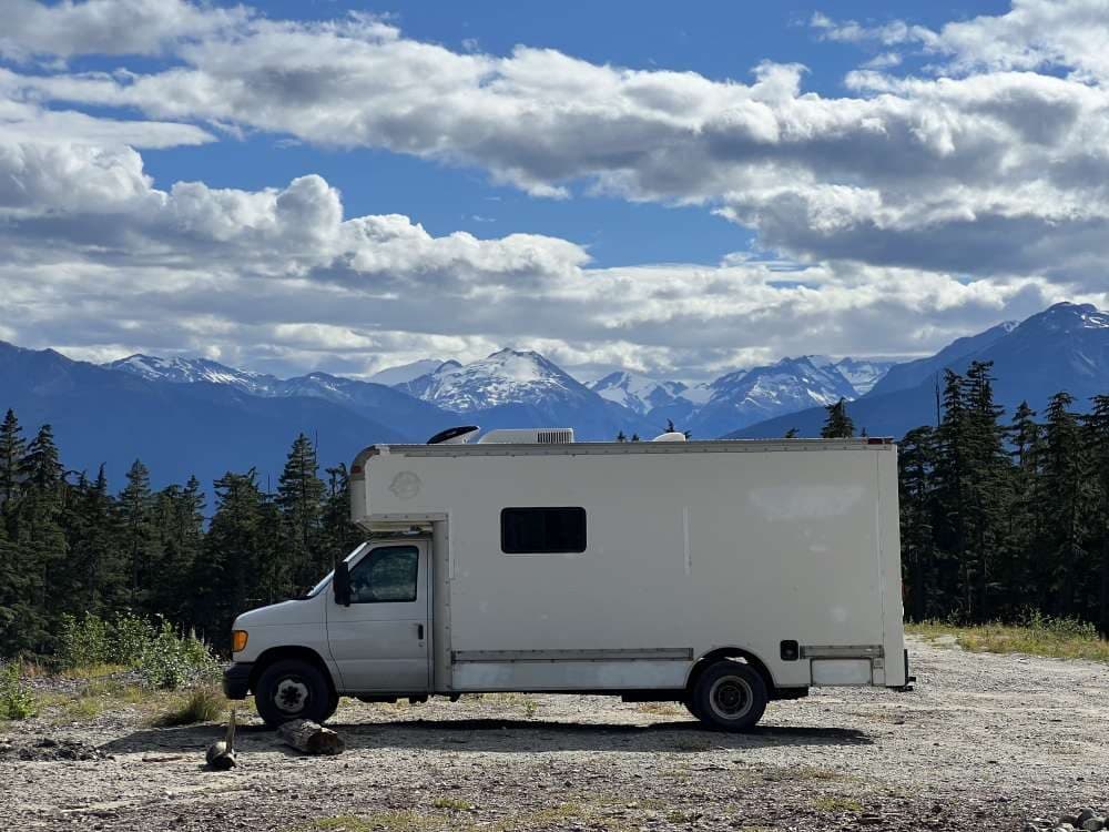 Rv-Motorhome-Camper - North America - Kristyn Feldman