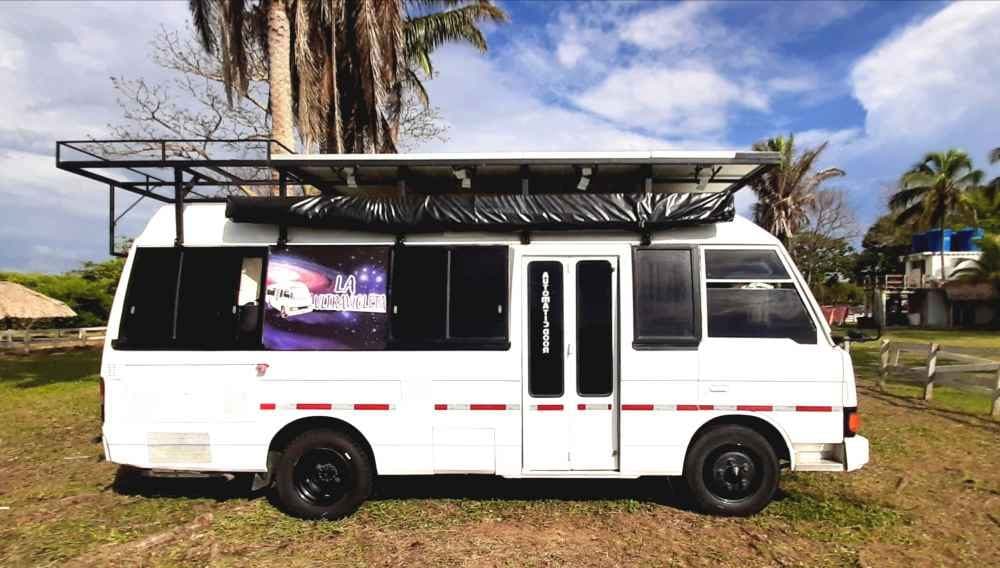 Rv-Motorhome-Camper - Central and South America - Zamir Guzmán