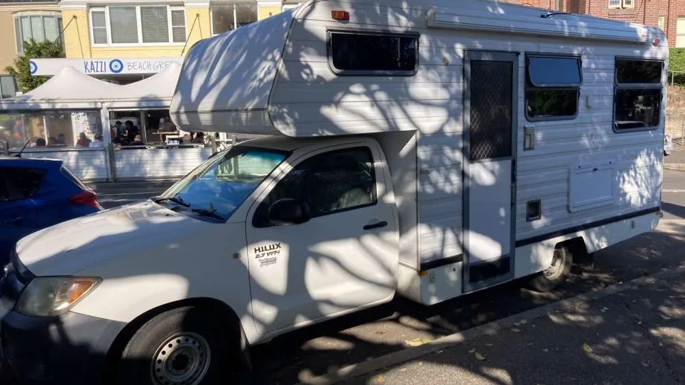 Rv-Motorhome-Camper - Asia - Caroline Lyons