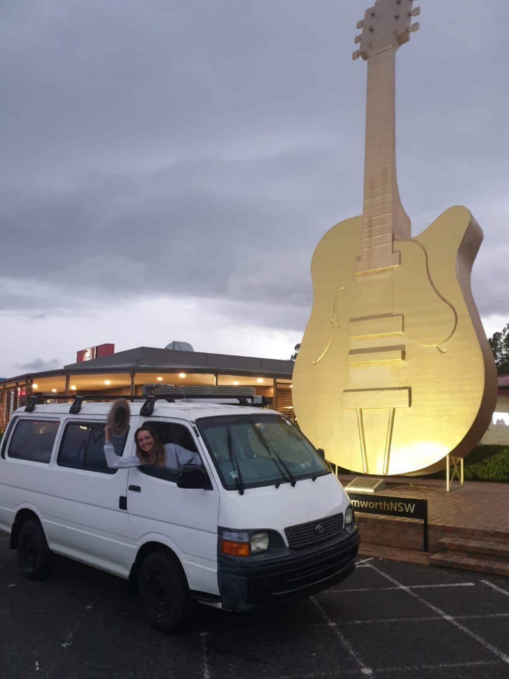Rv-Motorhome-Camper - Oceania - tara baker