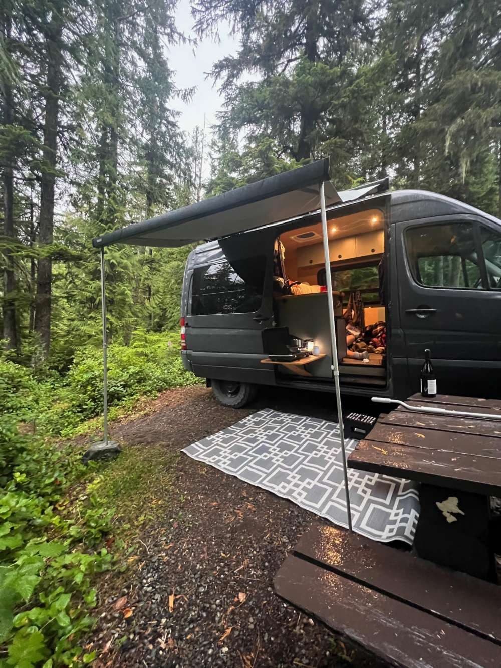Van - North America - Erin Wright