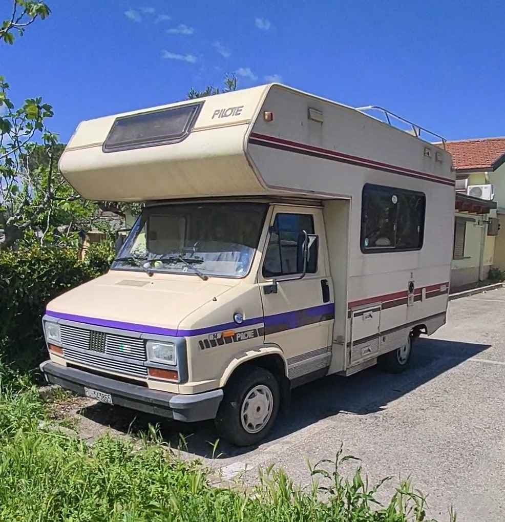 Rv-Motorhome-Camper - Europe - Matias Elguezabal