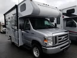 Motorhome-Camper - North America - Mattew Julien