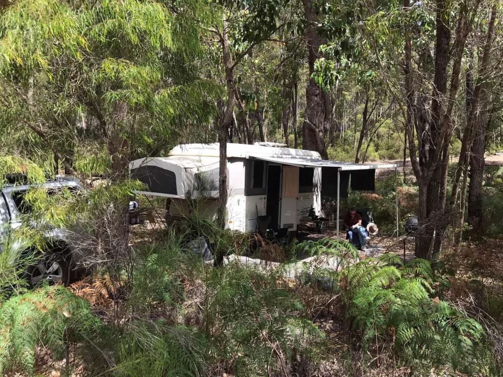 Rv-Motorhome-Camper - Oceania - Mike Beanland