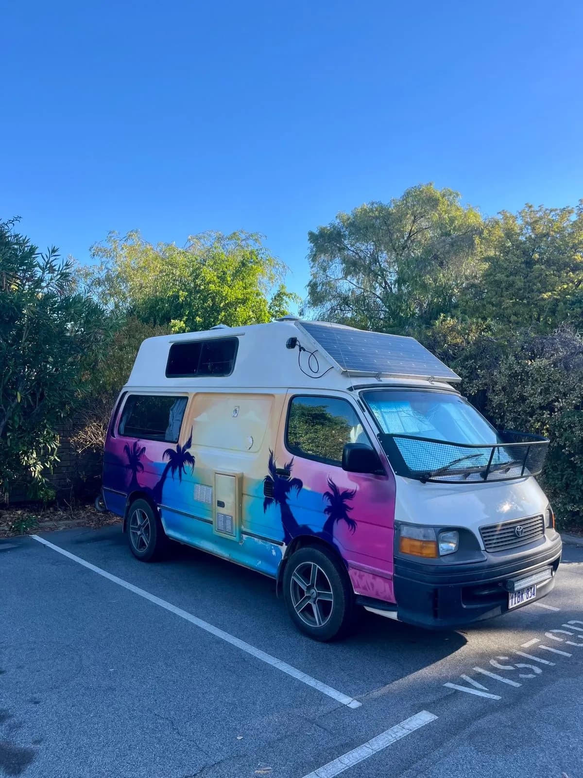 2001 TOYOTA HIACE LONG VAN HIGH TOP. Australia(perth)
