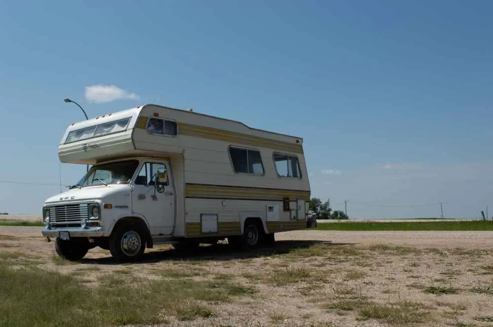 Rv-Motorhome-Camper - North America - Mackenzie Junkins