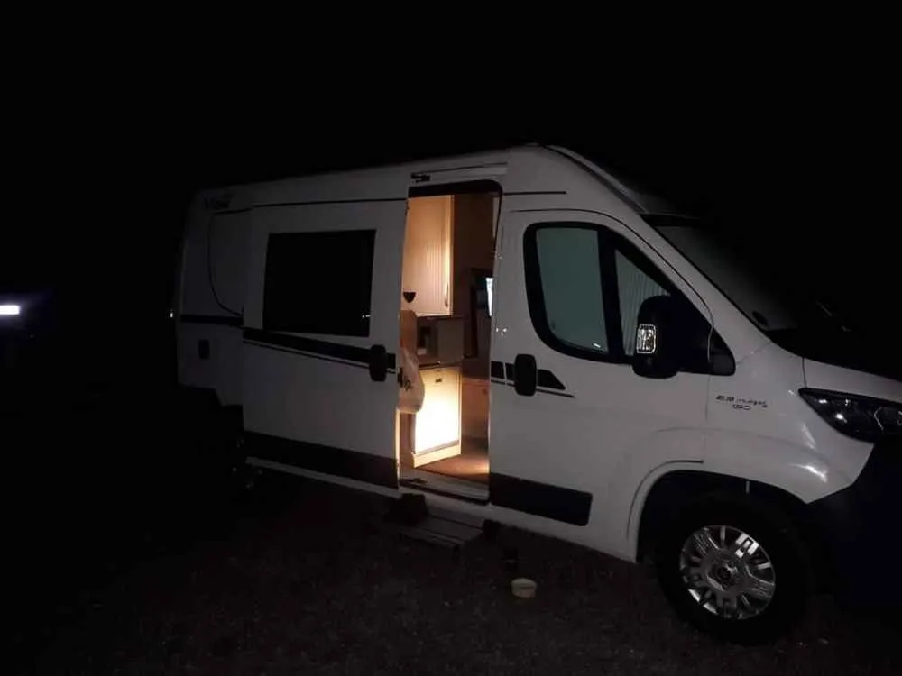 Rv-Motorhome-Camper - Europe - Lisa Lees