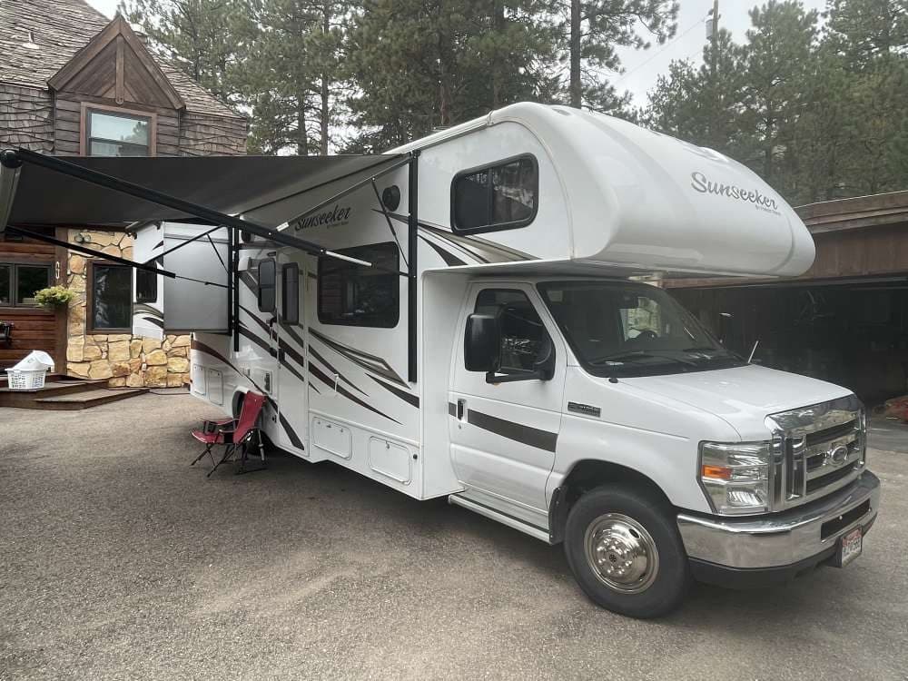 Rv-Motorhome-Camper - North America - John Porter