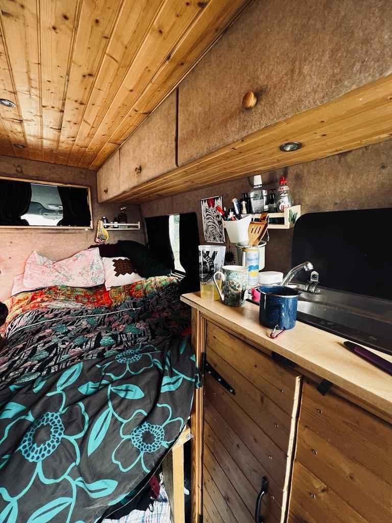 Van - Europe - Sabella Osswald