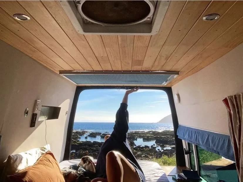 Van - Oceania - Nicole Inskeep