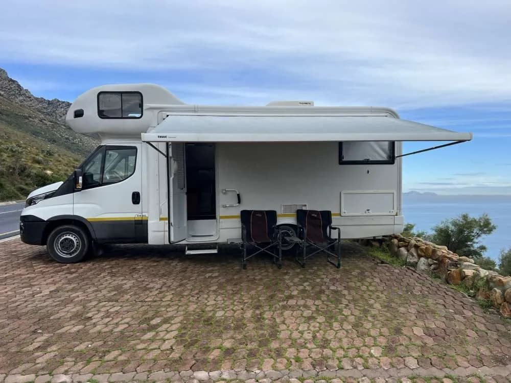 Motorhome-Camper - Africa - Johann Gelderbloem