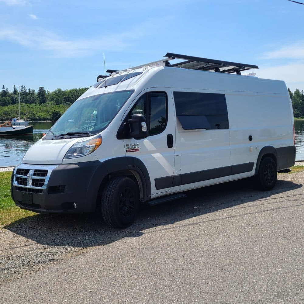 Van - North America - Ghislain Plourde